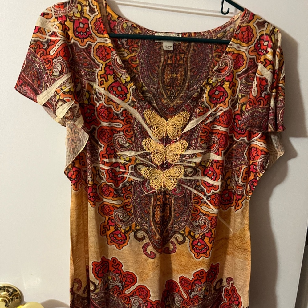 live and let love Paisley Print Top women’s medium.